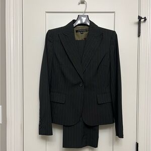 Anne Klein Women’s Pant Suit -  Black Pinstripe - Size 2